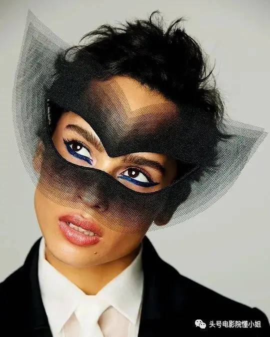 新《蝙蝠侠》猫女惊艳！她是“海王”继女，还撞脸“权游”龙妈