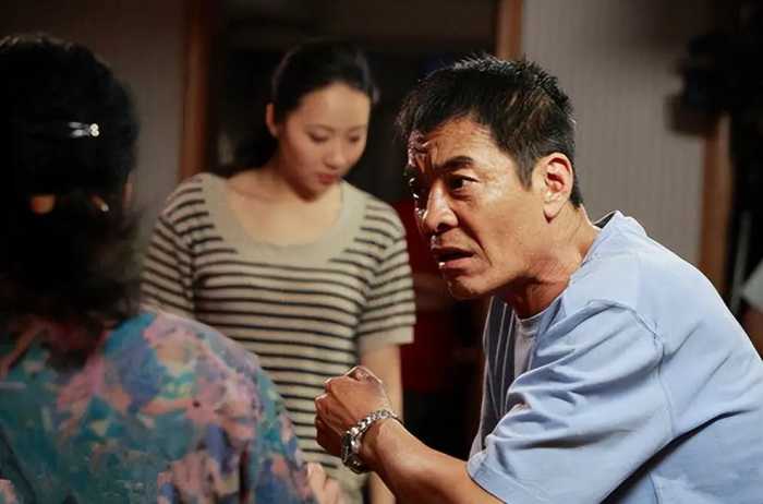 刘威：被何晴甩，抛弃同居八年的杨若兮娶化妆师，51岁老来得子
